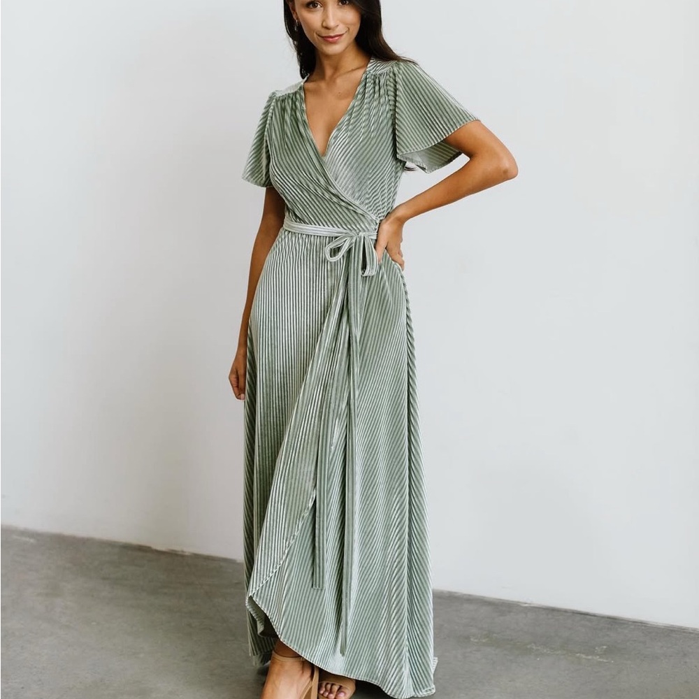 Baltic Born Andi - Sage Velvet Ribbed Wrap Dress